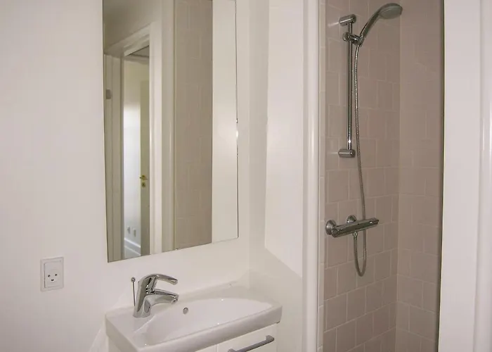 Three-bedroom In Appartement *