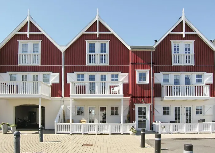 Three-bedroom In Appartement *